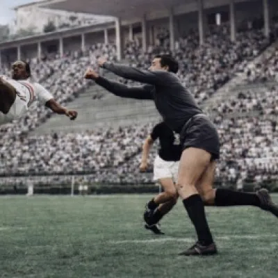 Exposi��o Le�nidas da Silva, o ?Diamante Negro? do futebol no Paul�nia Winner Mall